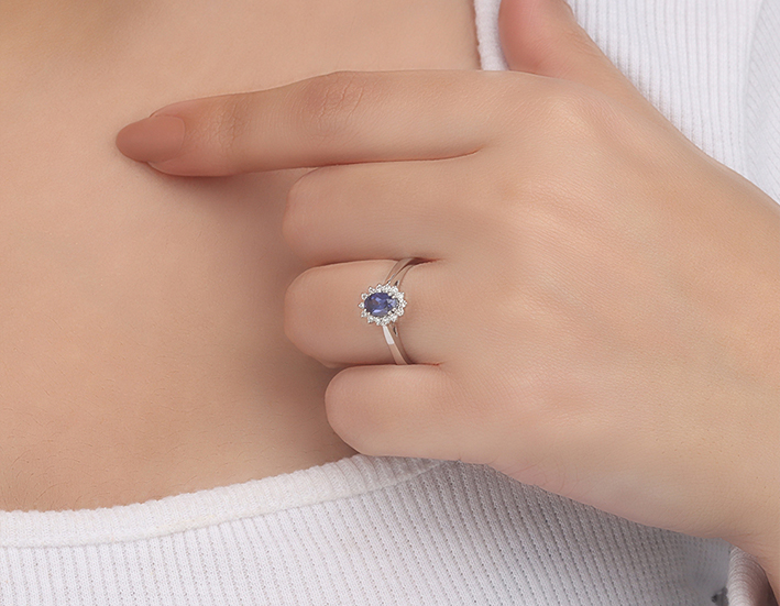 Choose your oval cut ring